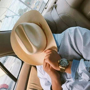 Meet your Posher, Julian